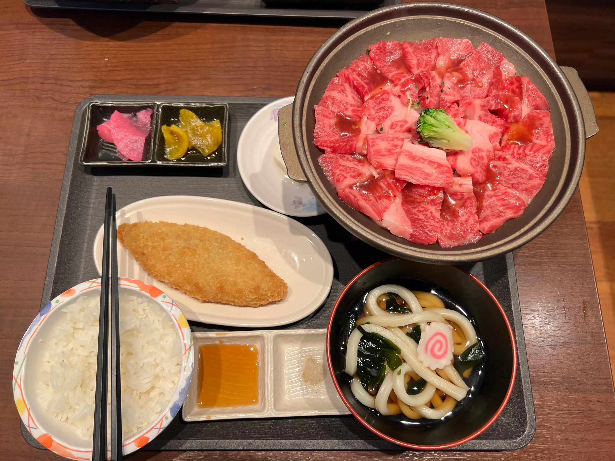 一日游午餐中的 A3 和牛