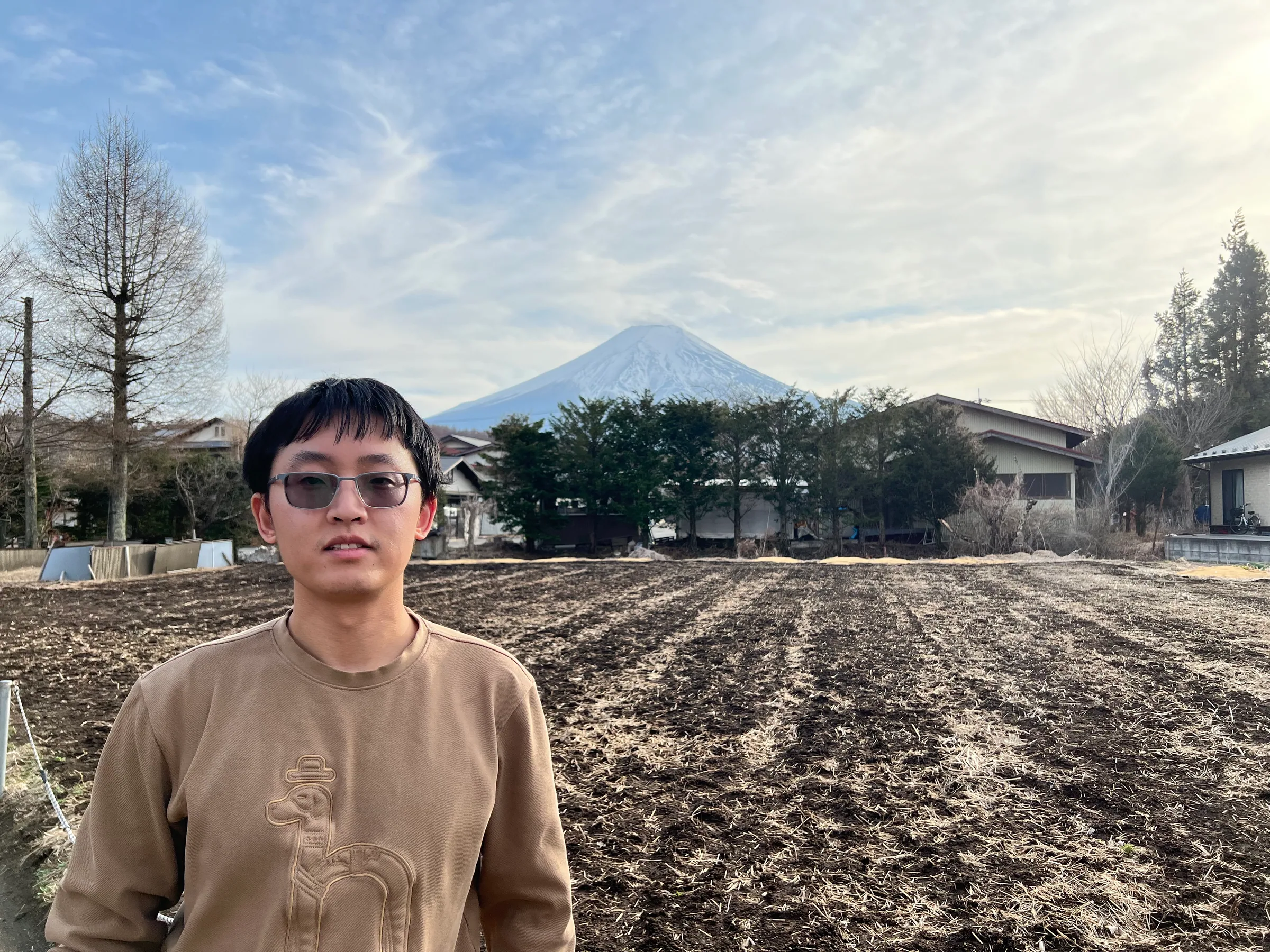 另一角度远望富士山
